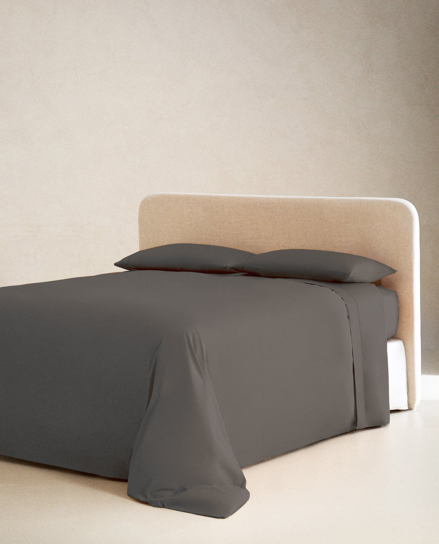 DARK GREY | SOLID FLAT SHEET | 210TC