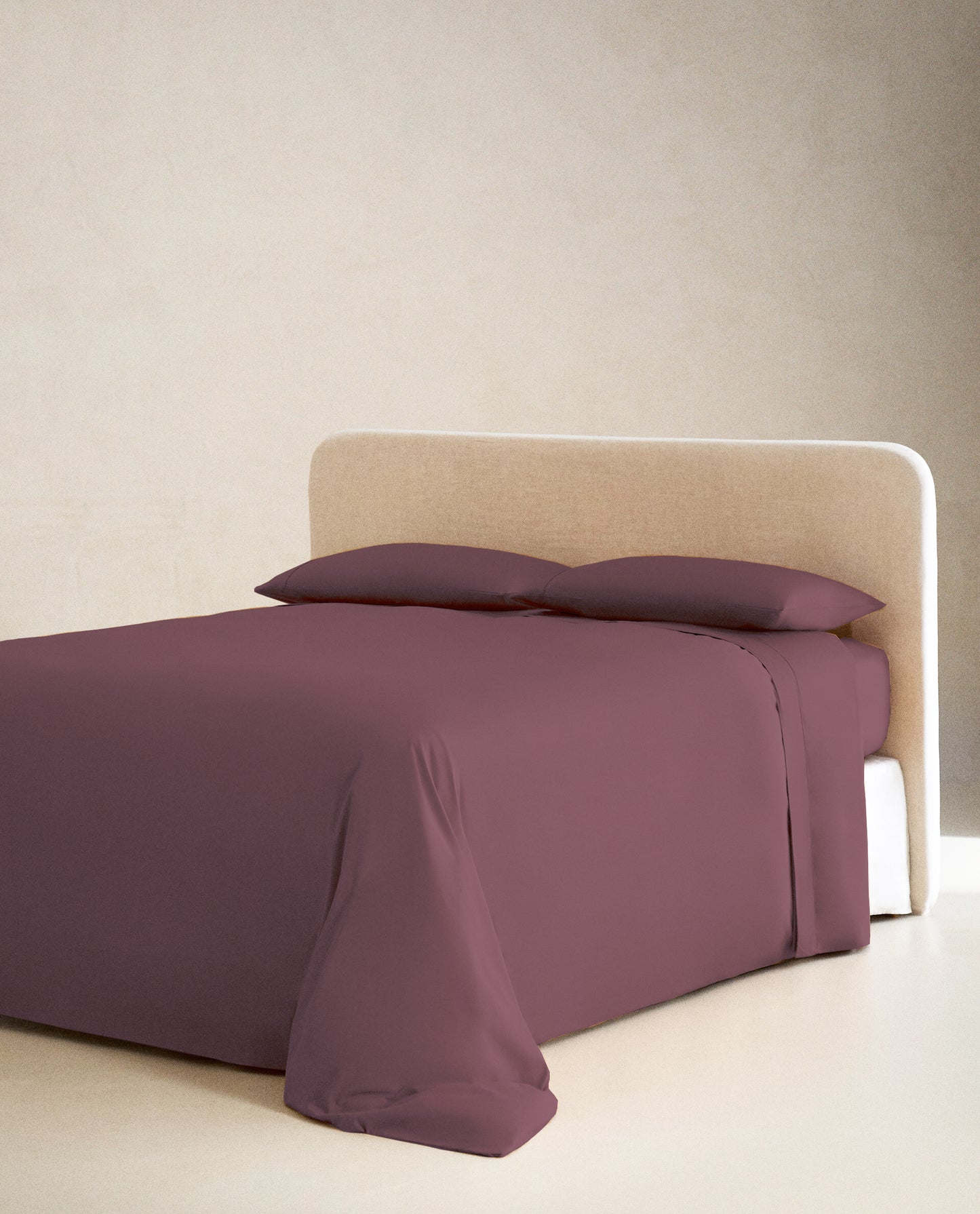 PLUM | FEATHER TOUCH COMFORTER