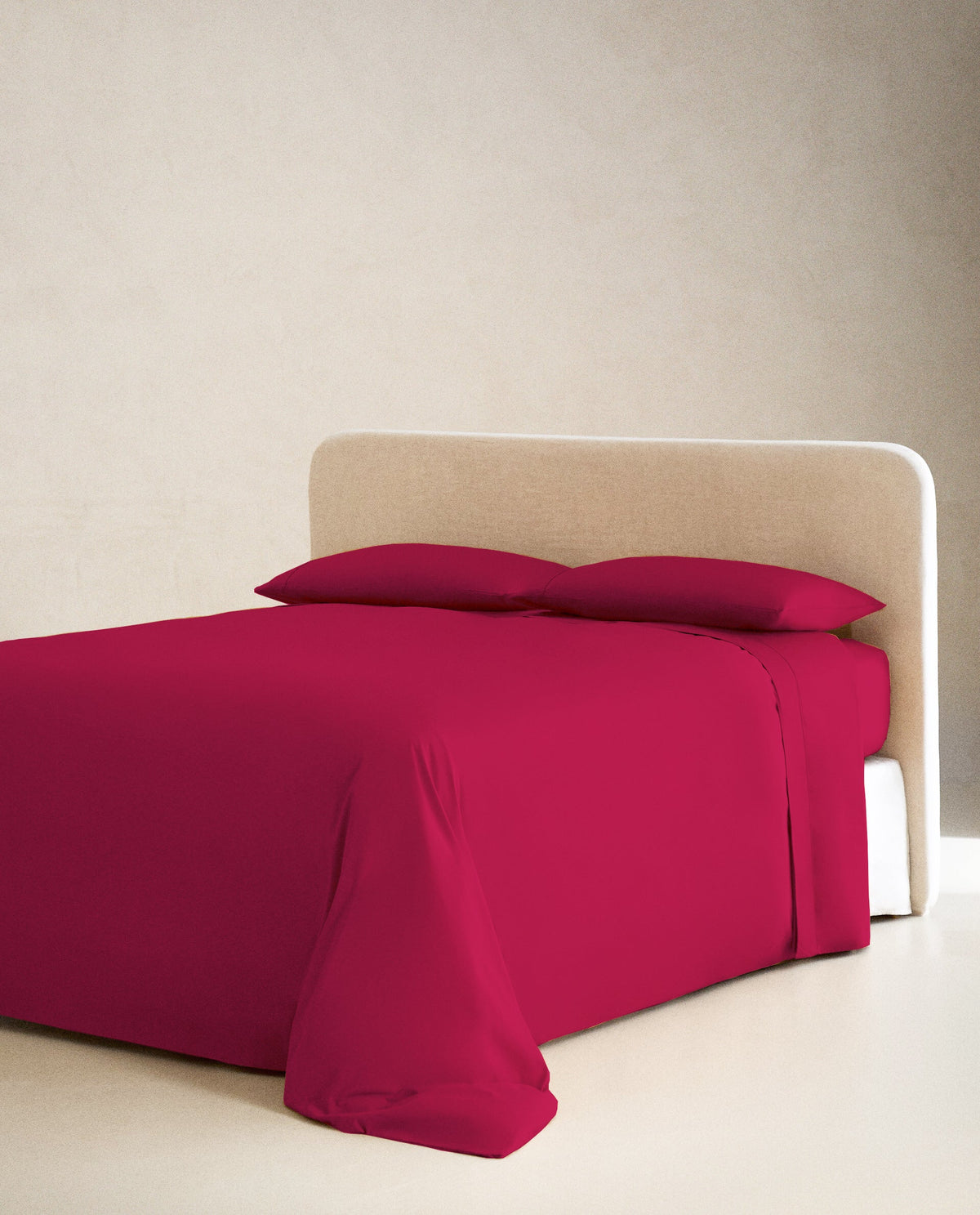HOT PINK | FEATHER TOUCH COMFORTER