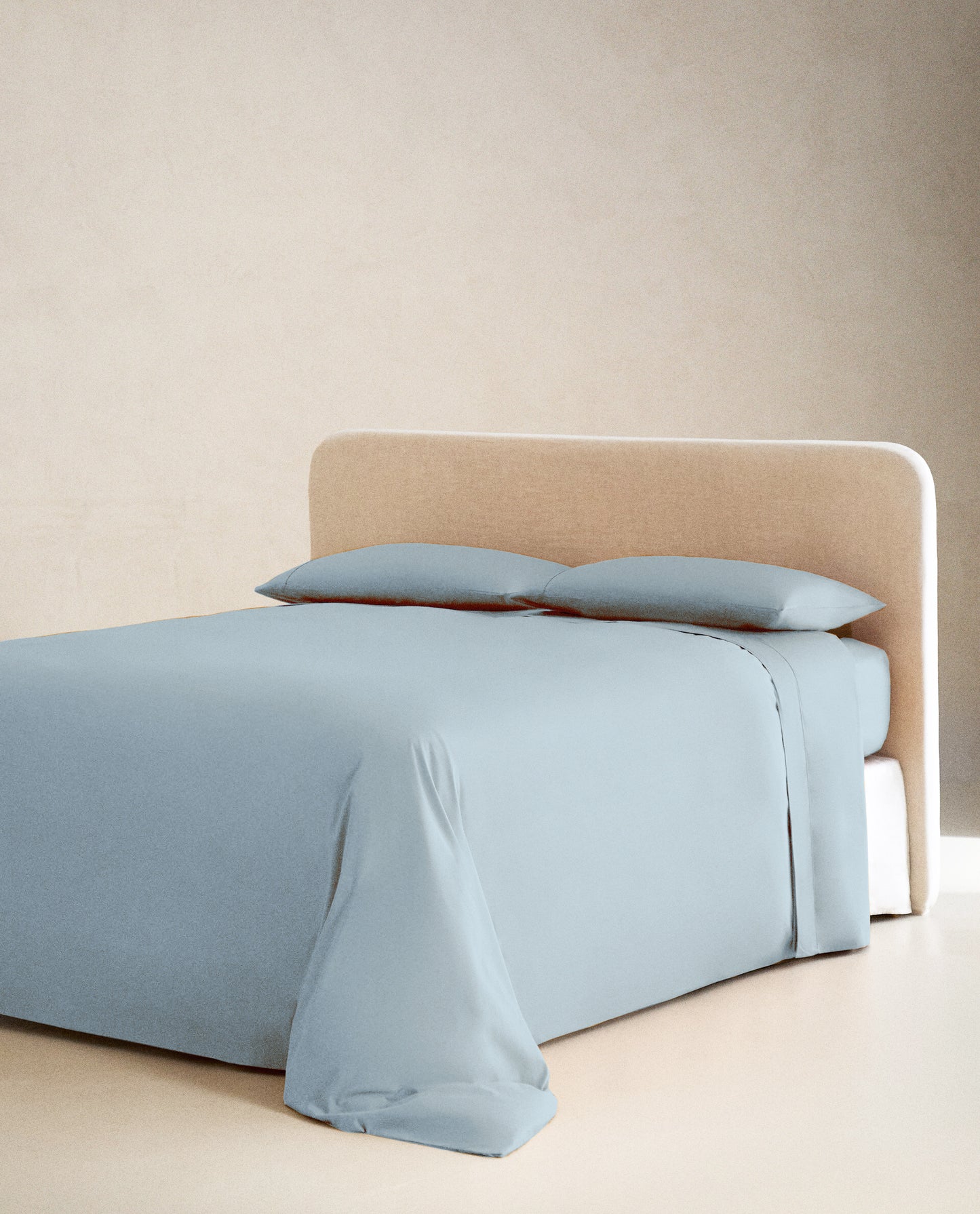 SKY BLUE | FEATHER TOUCH COMFORTER
