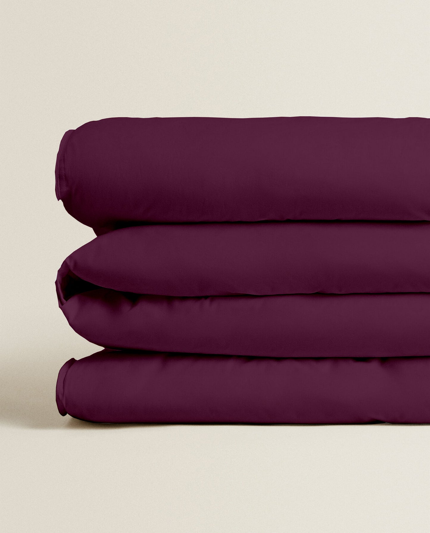 WINE | FEATHER TOUCH COMFORTER