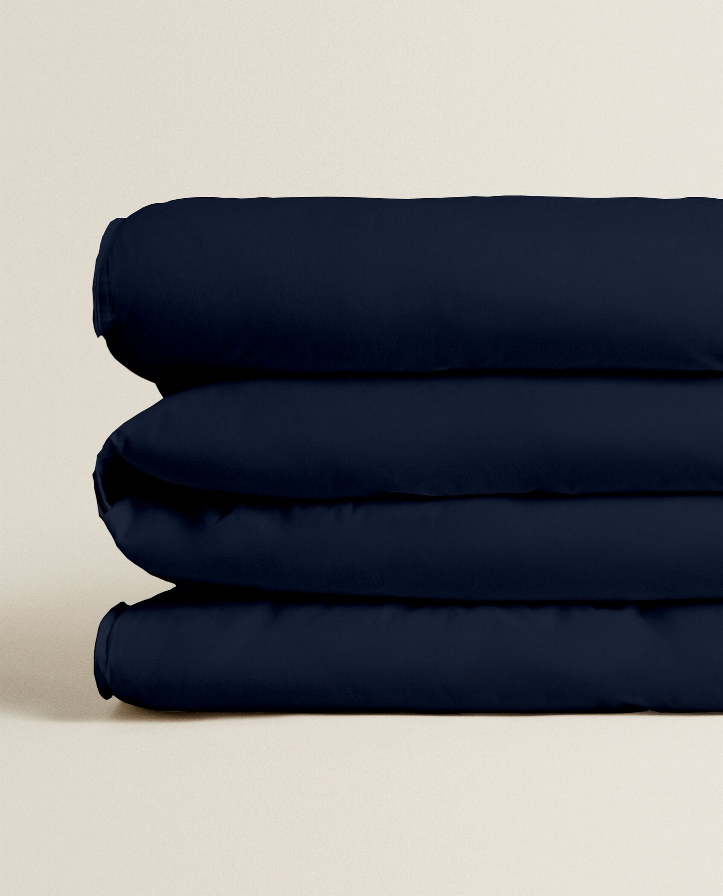 NAVY BLUE | FEATHER TOUCH COMFORTER