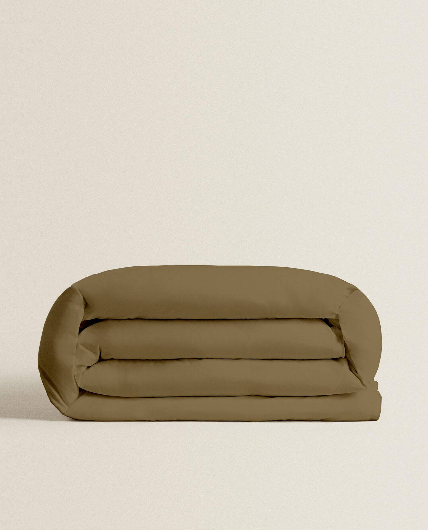 TAUPE | FEATHER TOUCH COMFORTER