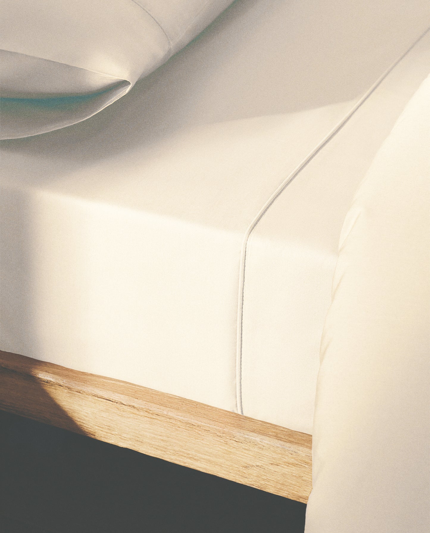 IVORY | SOLID FLAT SHEET | 210TC