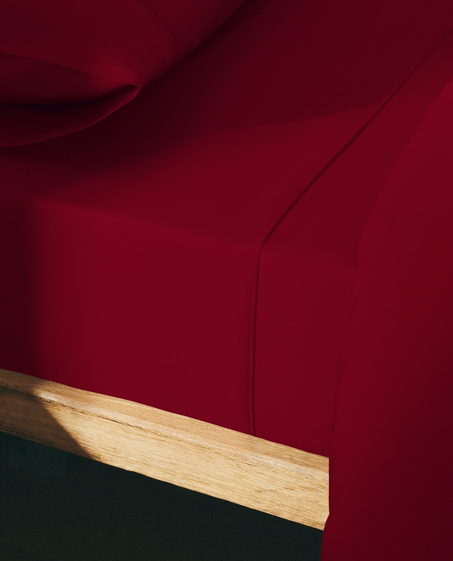 BURGUNDY | SOLID FLAT SHEET | 300TC