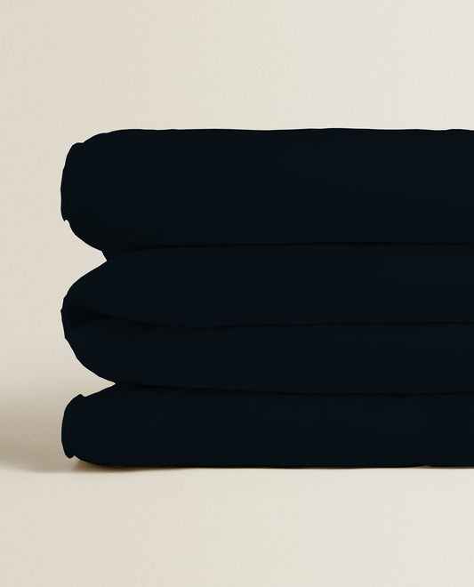 BLACK | FEATHER TOUCH COMFORTER