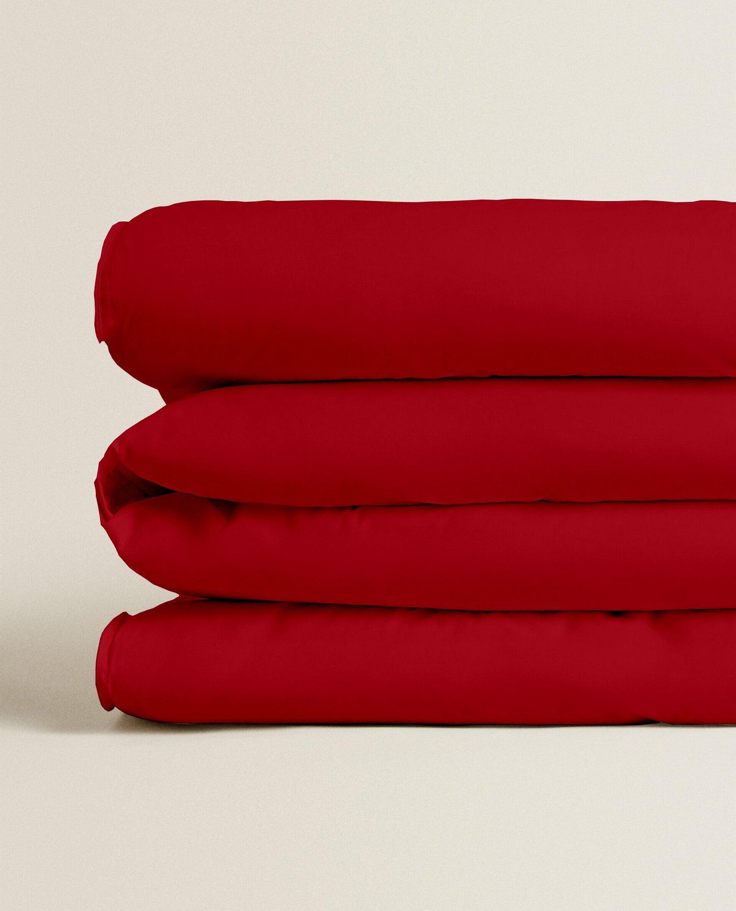 RED | FEATHER TOUCH COMFORTER