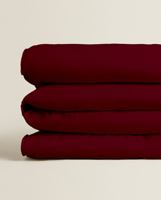 BURGUNDY | FEATHER TOUCH COMFORTER